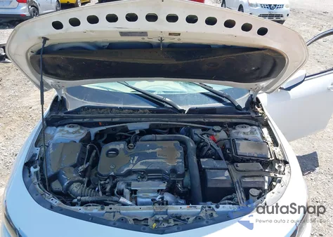 2019 Chevrolet Malibu Lt z USA, uszkodzony, nr VIN 1G1ZD5ST1KF163619